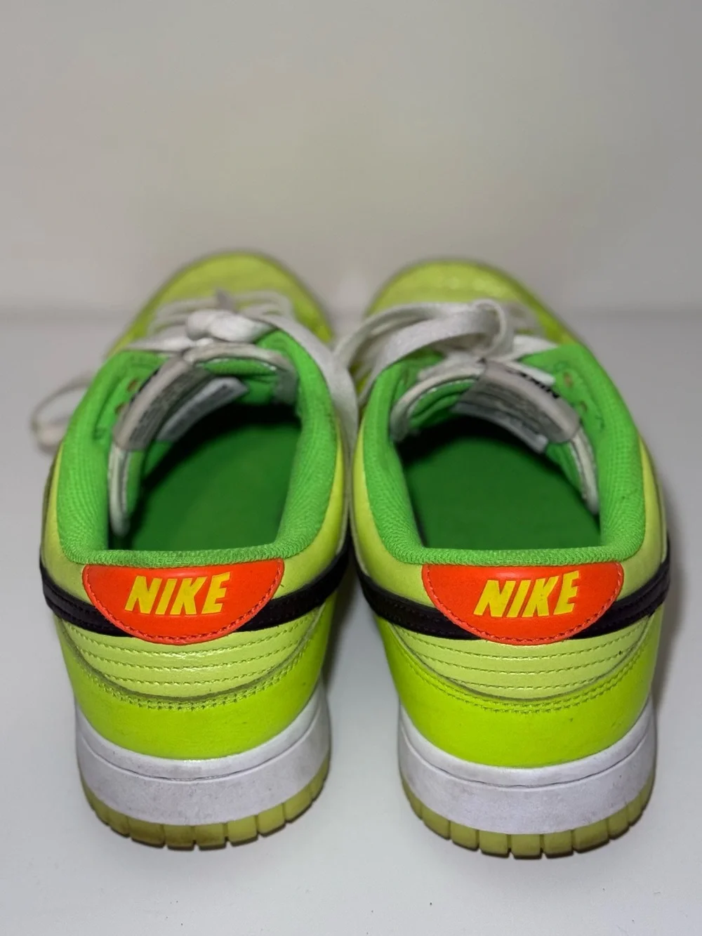 Nike Dunk Low SE 'Volt' Size 9 Men Green Neon Sneakers